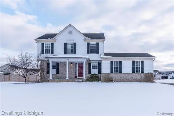 1315 SAND PIPER DR, Grand Blanc, MI 48439