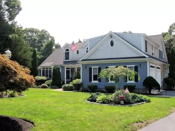 Falmouth, MA 02574,87 Colonial Way