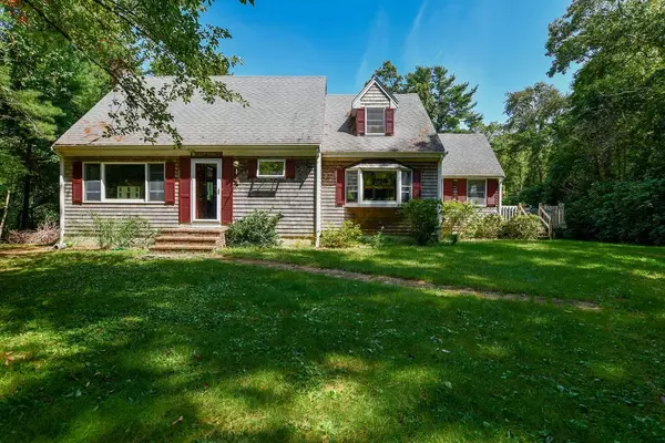 375 Point Rd, Marion, MA 02738