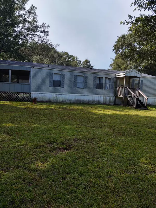 137 Oakland Drive, Crawfordville, FL 32327