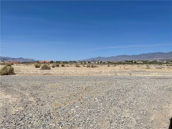 2530 Feather Street, Pahrump, NV 89048