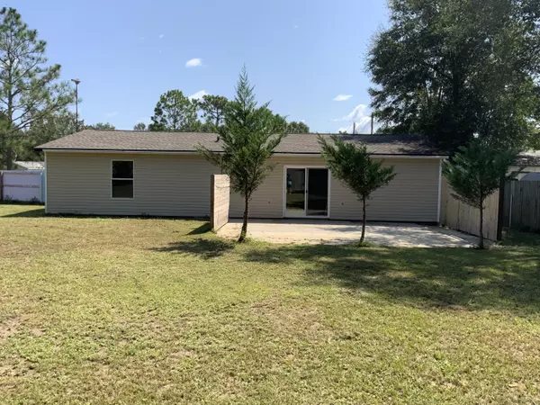 6104 Magnolia Lane, Crestview, FL 32539