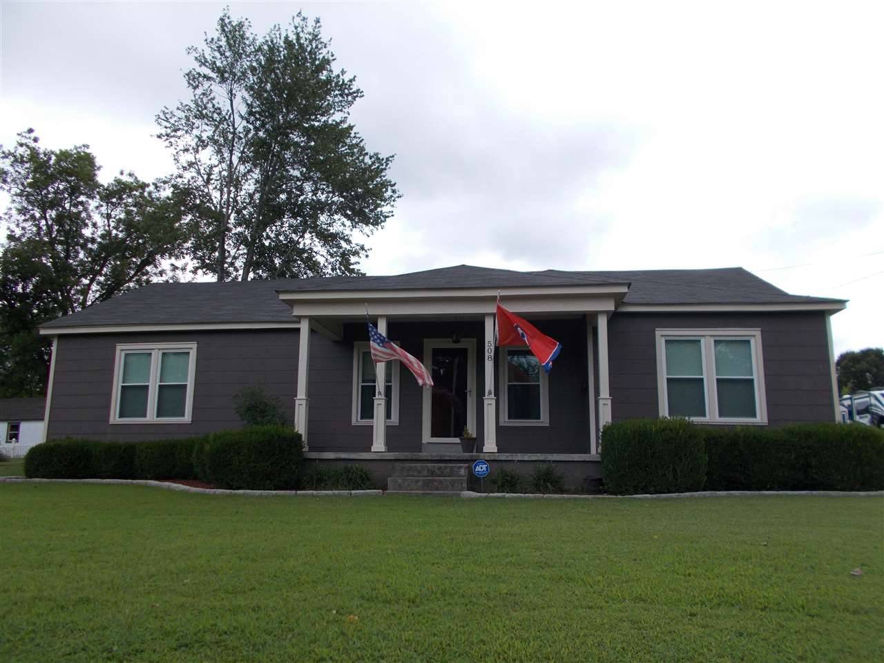Halls, TN 38040,508 S COLLEGE ST