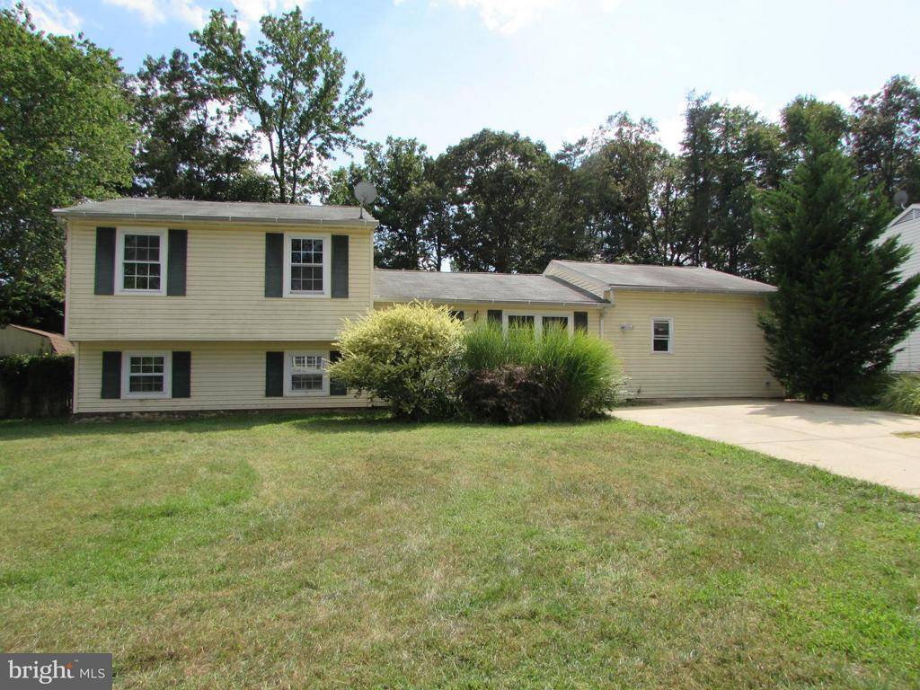 Waldorf, MD 20602,4 CASTLETOWN CT