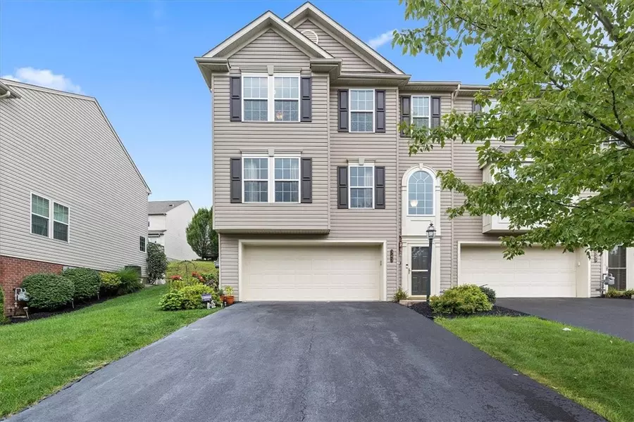 343 Maple Ridge Drive, Canonsburg, PA 15317