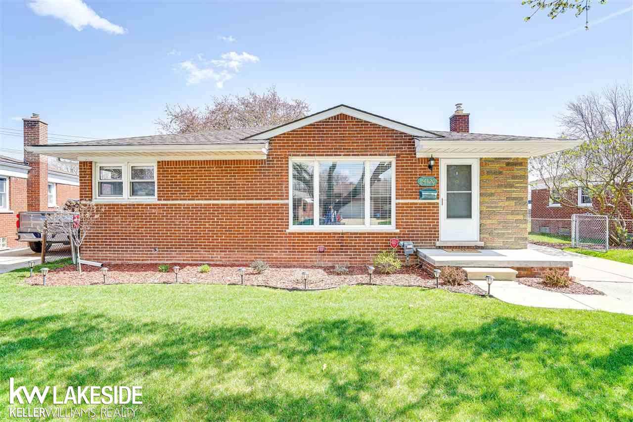 24320 Cubberness, Saint Clair Shores, MI 48080