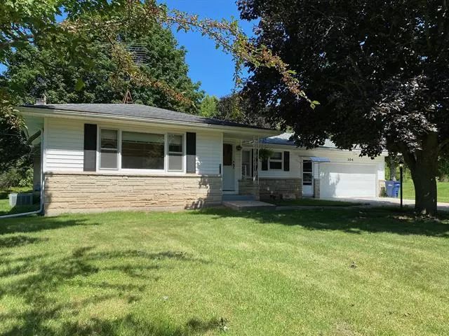 304 W Church Avenue, Reed City, MI 49677