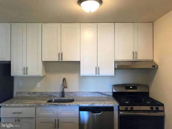 9280 ADELPHI RD #2, Hyattsville, MD 20783