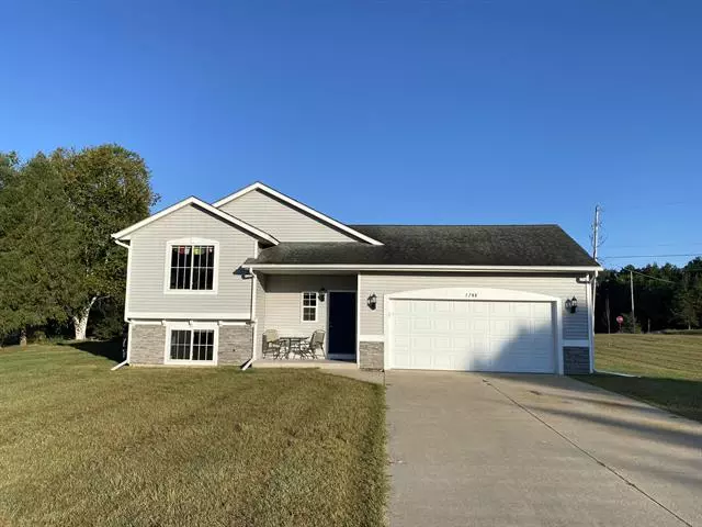 1796 River Bend Drive, Allegan Twp, MI 49010