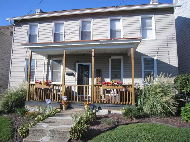 99 Walnut St, Uniontown, PA 15401