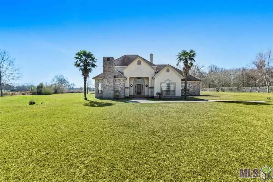 570 E PLAINS PORT HUDSON RD, Zachary, LA 70791