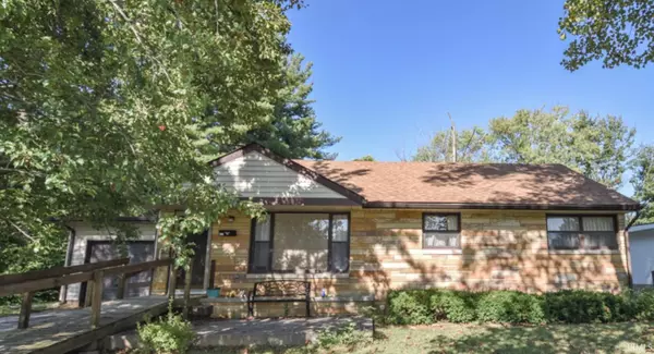 411 N Hillsdale Drive, Bloomington, IN 47408-4279