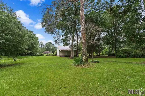 Greenwell Springs, LA 70739,16436 SPANISH CT