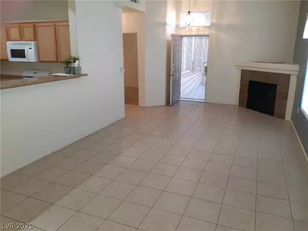 Las Vegas, NV 89129,3480 Cactus Shadow Street #103