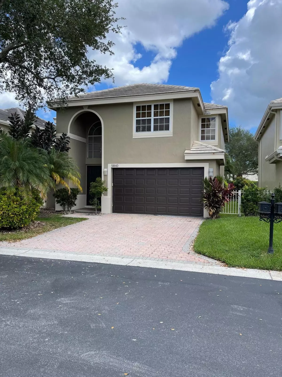 Boca Raton, FL 33496,5840 NW 42nd TER