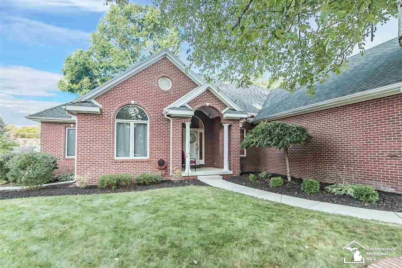 Lambertville, MI 48144,8102 High Oaks Dr.