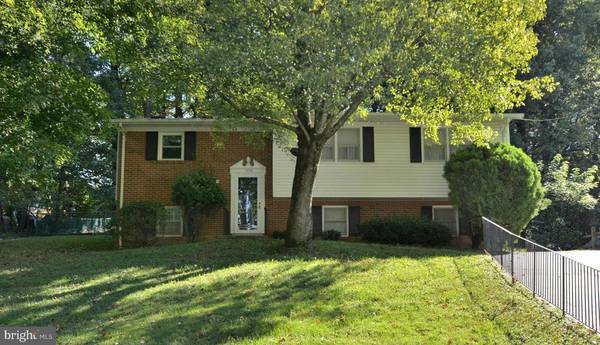 1715 VALLEY AVE, Mclean, VA 22101