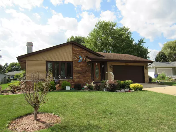 1805 Ontario Dr, Janesville, WI 53546