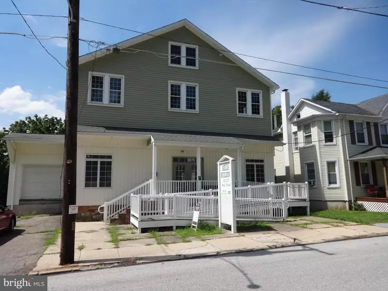 517 MAIN ST, Delta, PA 17314