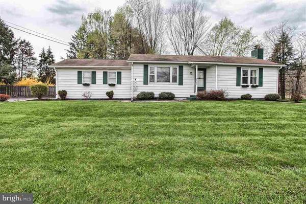 7960 SPRING RD, New Bloomfield, PA 17068