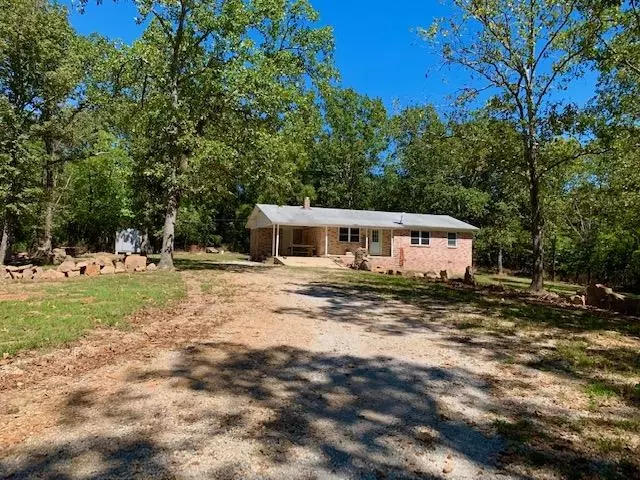 Mountain View, AR 72560,322 Wilson Road