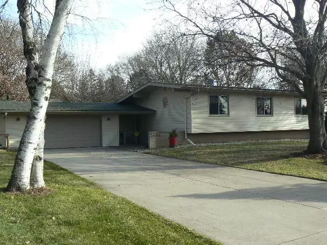 6484 S Windsor Prairie Rd, Deforest, WI 53532