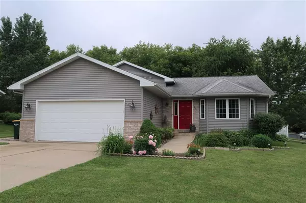 317 SPRINGVIEW DR, Marshall, WI 53559