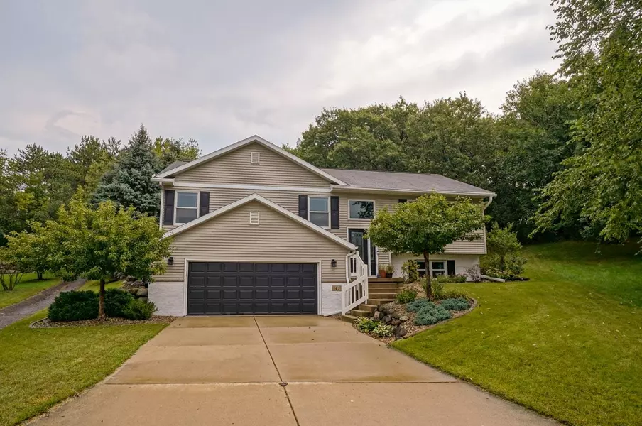 41 Kresteller Cir, Madison, WI 53719