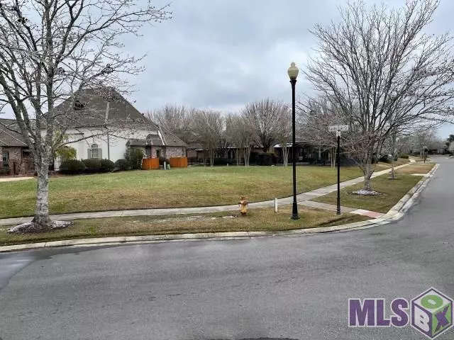 GARDEN LAKES DR, Baton Rouge, LA 70809