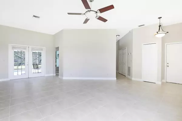 Lake Worth, FL 33467,9987 Pine Run CT