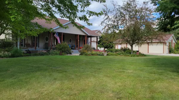 4060 Lally Rd, Oregon, WI 53575