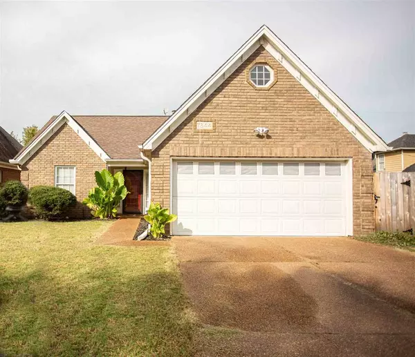 7344 APPLING RIDGE DR, Cordova, TN 38018