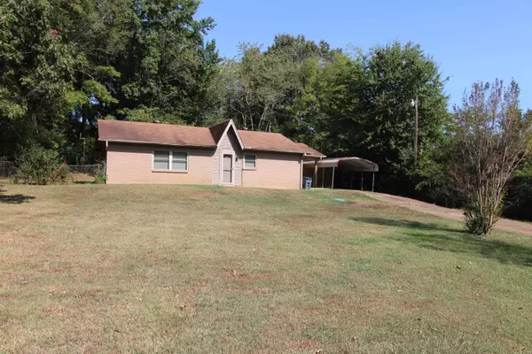 6022 Gregory Drive, Benton, AR 72019