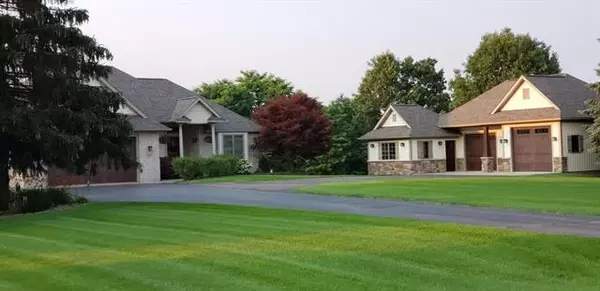 22564 Vineyard Circle, Mattawan, MI 49071