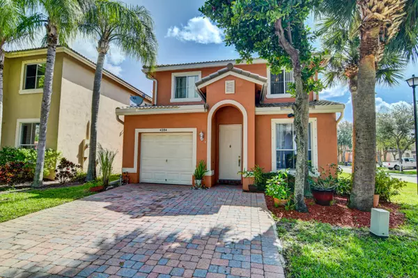 West Palm Beach, FL 33409,4284 Lake Lucerne CIR