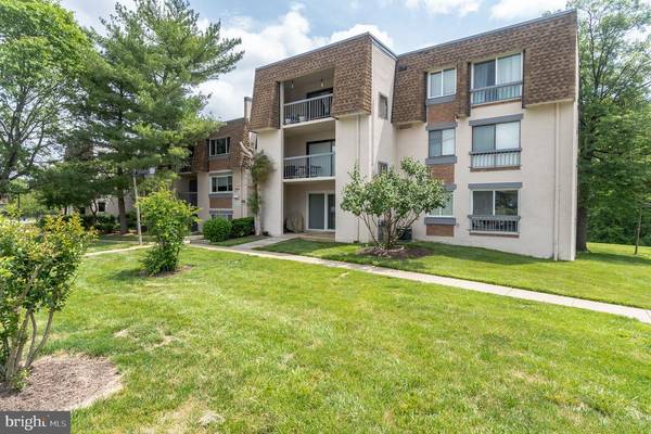 7952 SEVEN WOODS DR #I, Alexandria, VA 22309