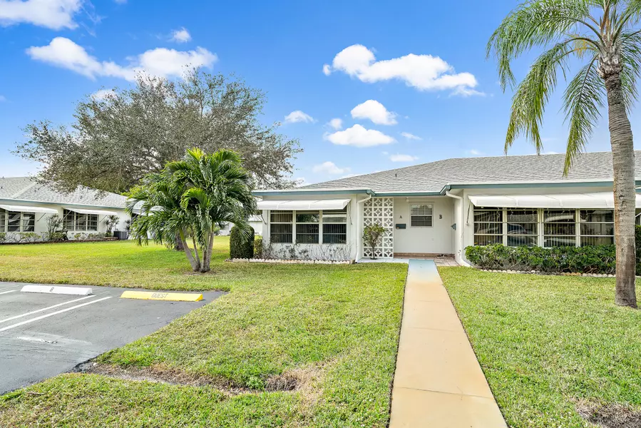 1172 S Drive CIR A, Delray Beach, FL 33445